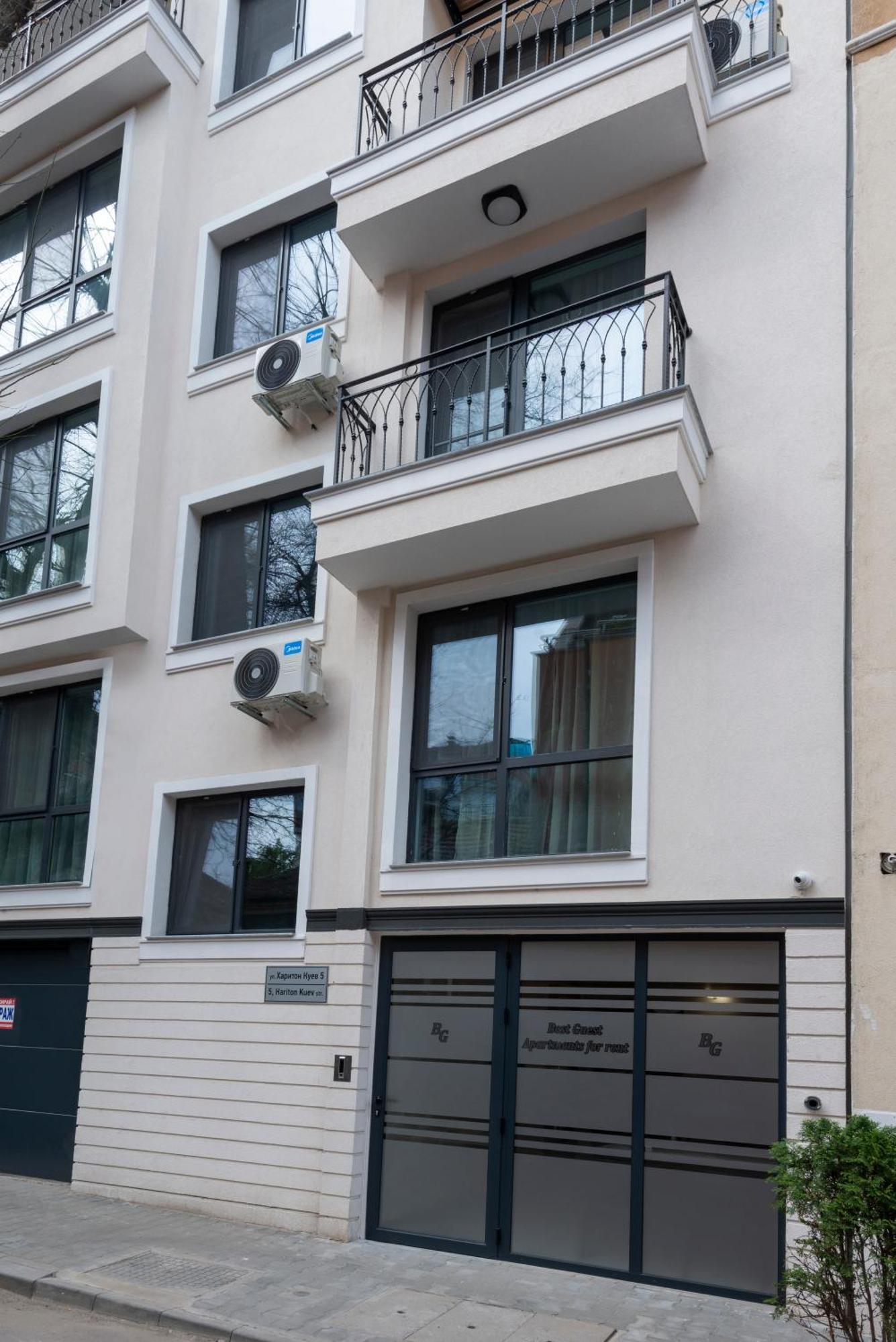Best Guest 2 Apartments プロヴディフ エクステリア 写真