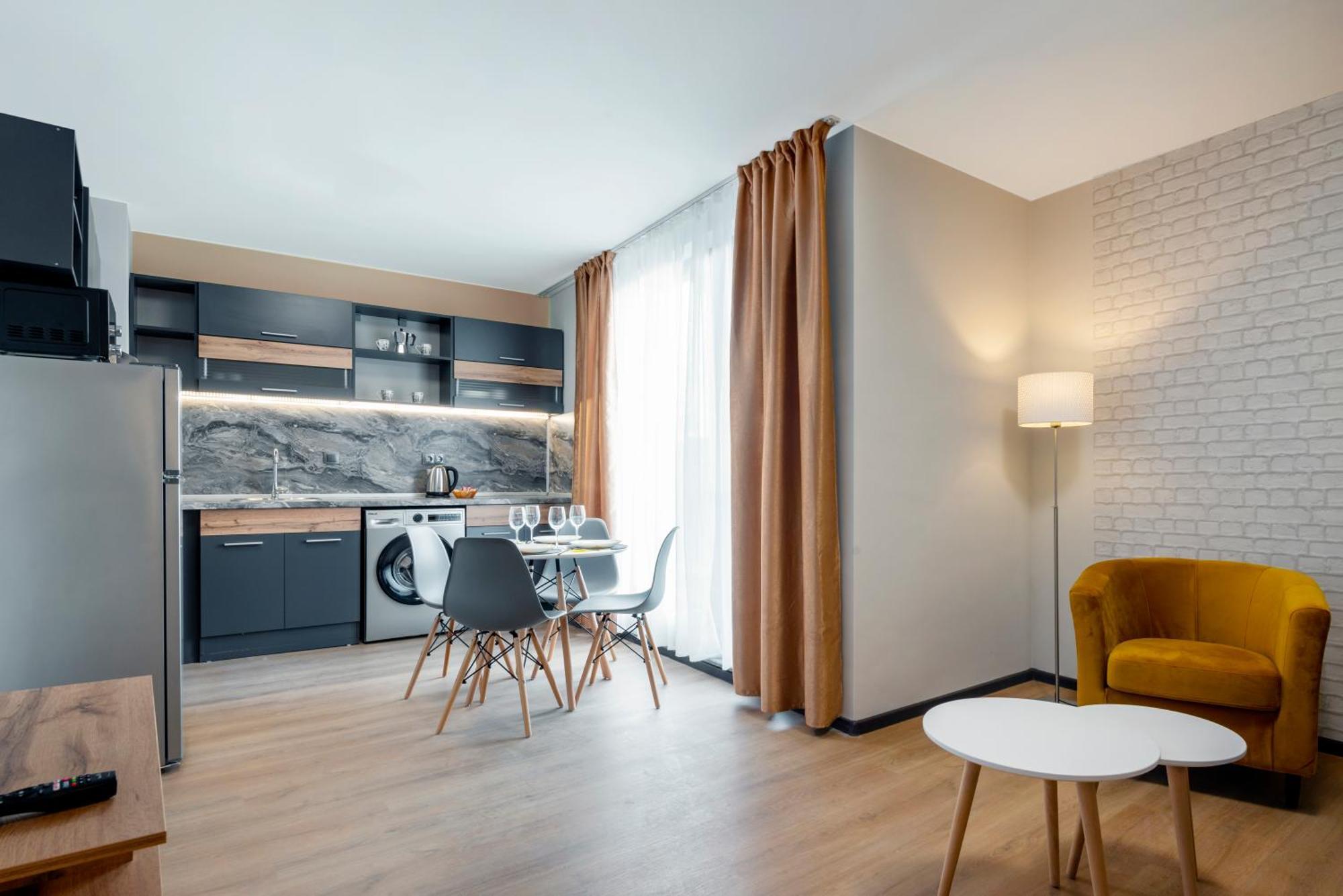 Best Guest 2 Apartments プロヴディフ エクステリア 写真